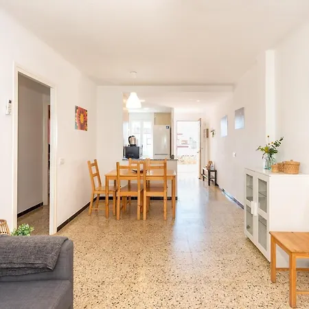 - Nº 9 Apartment *
