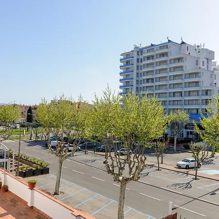 - Nº 9 * Empuriabrava